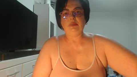 Anda online show from May 12, 9:35 pm