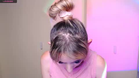 Amanda online show from August 2, 7:54 am