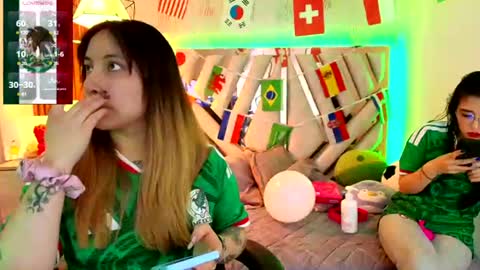 amara_davis1 online show from June 19, 1:00 am