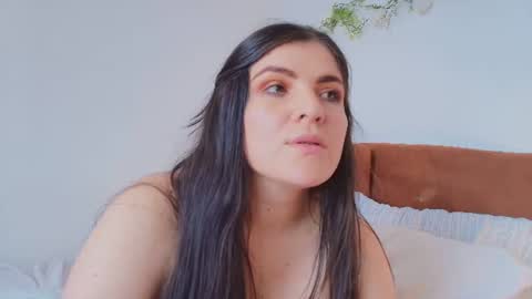 Amara Vega  online show from July 11, 3:15 pm
