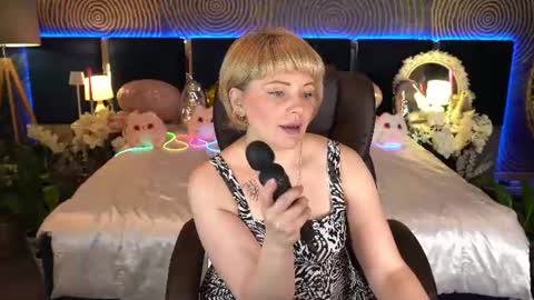 Sofia online show from June 23, 7:09 pm