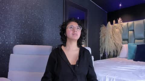 Emily online show from March 8, 3:45 pm