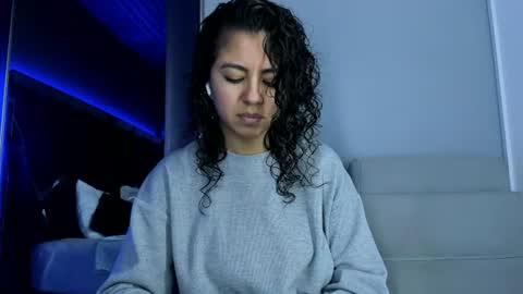Emily online show from June 17, 11:15 am