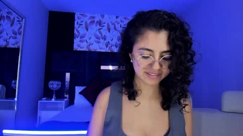 Emily online show from April 24, 5:04 pm