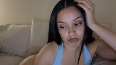 amaya_floress online show from May 29, 6:55 am