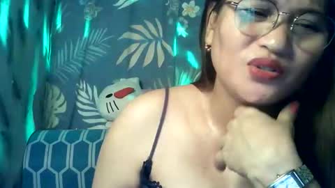 amazing angel online show from December 18, 9:21 pm