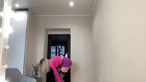 Kelly online show from January 16, 9:37 am