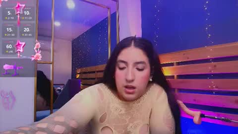 Snapshot of ambar_lover chatting on October 5, 11:34 pm Ambar online show from October 5, 11:34 pm