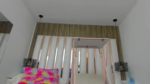 AmbarGills online show from November 16, 5:15 pm