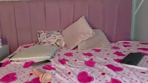 Ambarina  online show from July 28, 4:39 pm