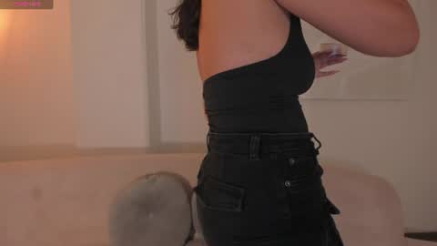 Ambar  online show from June 24, 11:06 am