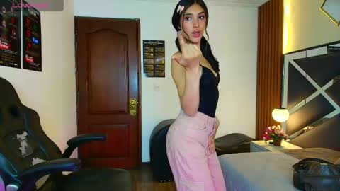 Ambar Ross online show from May 7, 2:24 pm