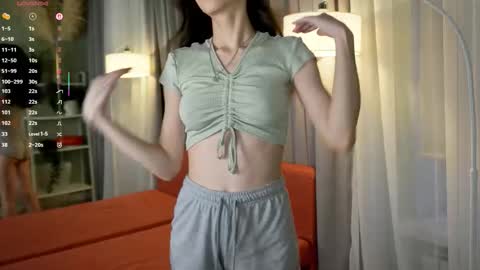 Alice online show from October 22, 1:46 pm