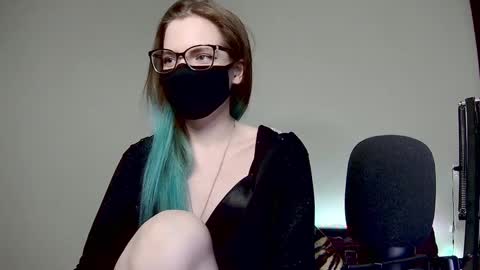 Amber non-nude model online show from January 29, 11:04 pm