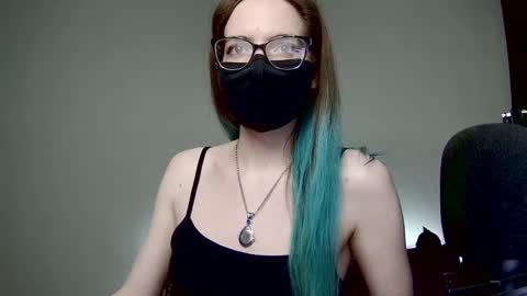 Amber non-nude model online show from February 3, 3:09 am