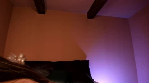 amber_tender_ online show from April 30, 8:57 pm