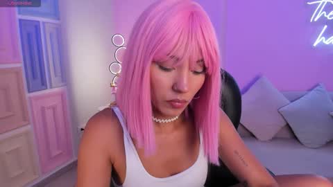  Amber   online show from November 26, 7:43 pm