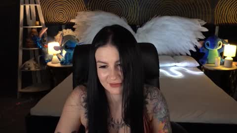 Anna online show from November 21, 2:04 pm