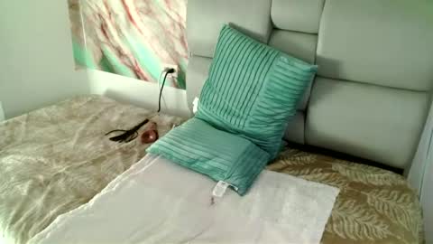 Amber Jeong online show from March 9, 2:07 am