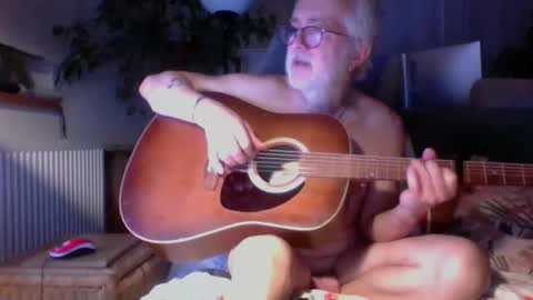 Amberr11 online show from October 28, 11:50 pm