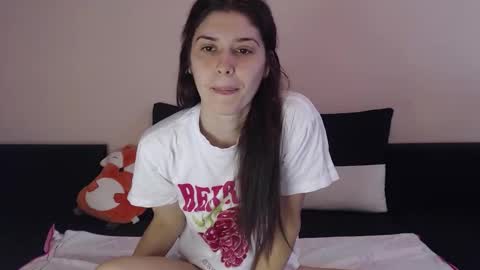 Snapshot of ambersweetiee chatting on October 13, 5:53 am Amber online show from October 13, 5:53 am