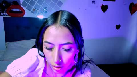 Snapshot of amberx_sweet chatting on September 22, 9:30 pm Amber online show from September 22, 9:30 pm