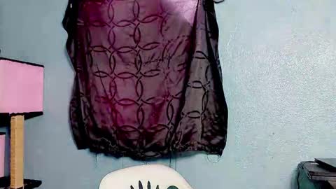 Amelia  Lucas online show from November 9, 3:26 pm