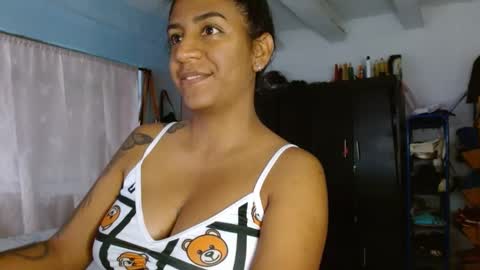 Snapshot of amelia_2023 chatting on December 6, 2:22 pm amelia  online show from December 6, 2:22 pm