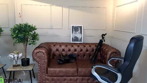 AMELIA online show from July 31, 12:06 pm