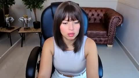 AMELIA online show from July 8, 12:19 pm