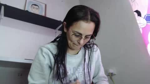 amelia online show from January 7, 9:42 pm