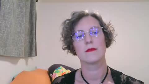 Ameliaishka online show from May 8, 3:01 am