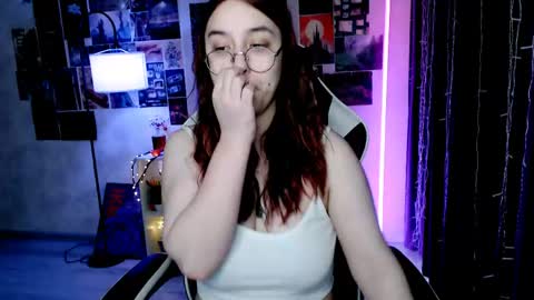 Amelia online show from May 14, 12:25 pm
