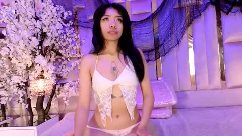 AMELIA TREVICOTT  online show from November 16, 8:49 am