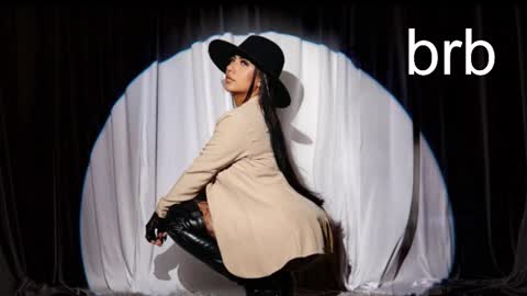 Amelie online show from October 29, 11:56 am