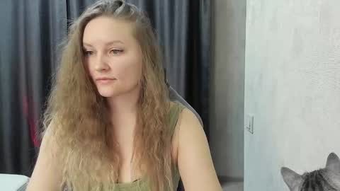 amelie online show from October 12, 8:54 pm