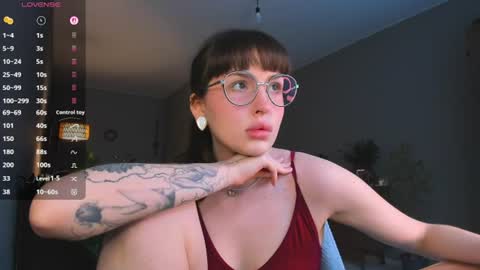 Amelie online show from July 28, 7:28 am