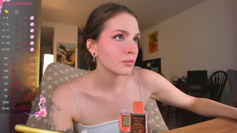 Amelie online show from September 23, 9:47 am