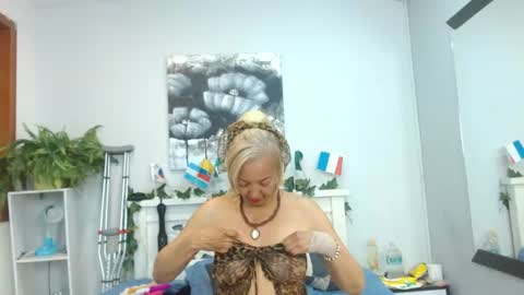 Amelie Lux online show from June 18, 6:57 pm