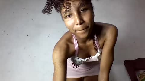amelisy20005 online show from June 17, 7:30 pm