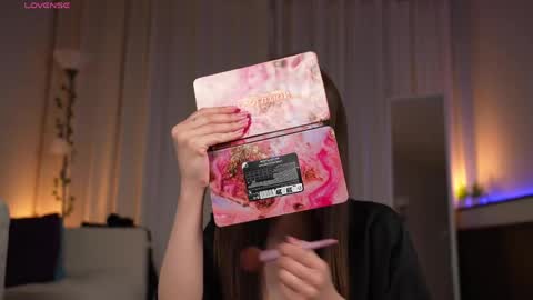 Amy  online show from May 8, 2:06 am