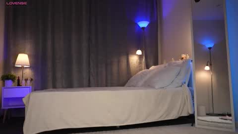 Amy  online show from November 22, 2:21 am