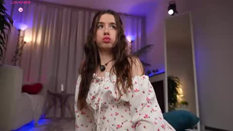 Amy  online show from June 15, 6:05 am