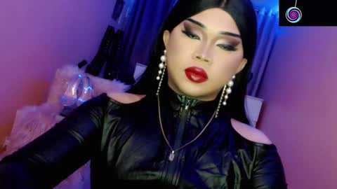 Queen Mireska online show from February 17, 3:11 pm