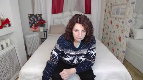 Snapshot of amihotgranny chatting on January 31, 7:40 pm Ami online show from January 31, 7:40 pm