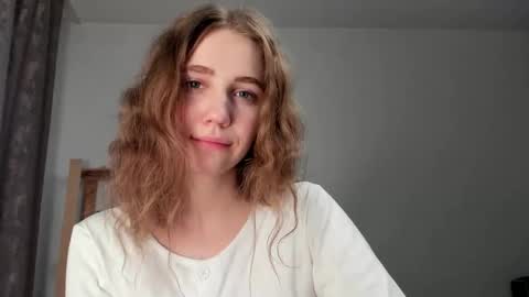 Emily online show from April 23, 2:30 pm