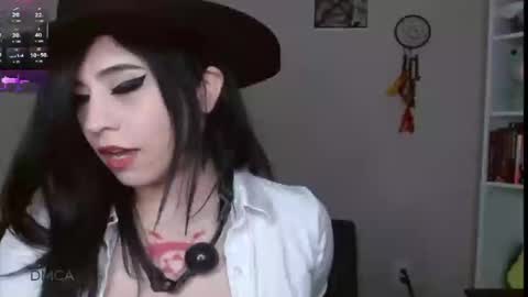 amilust online show from February 9, 8:00 pm