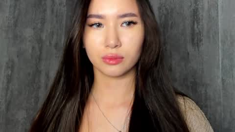 Snapshot of amina_artin chatting on December 5, 12:50 pm Amina online show from December 5, 12:50 pm