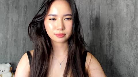 Snapshot of amina_artin chatting on January 11, 9:25 pm Amina online show from January 11, 9:25 pm