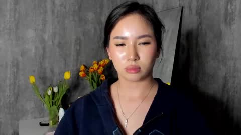 Snapshot of amina_artin chatting on March 10, 6:12 pm Amina online show from March 10, 6:12 pm